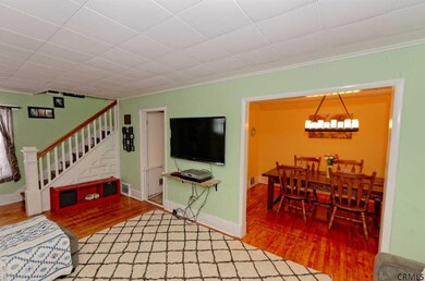 19 Wallace St, Schenectady, NY 12302 - photo 5