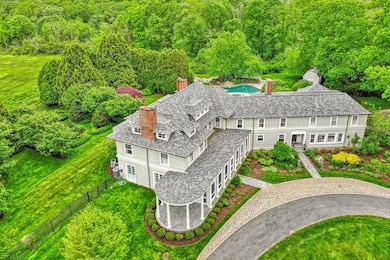 665 Clapboardtree St, Westwood, MA 02090 - photo 2