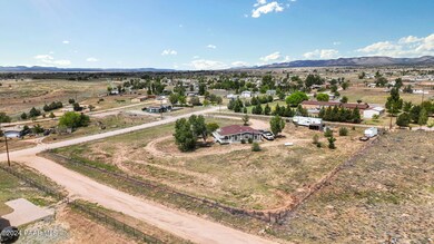 24851 N Mitchell Ln, Paulden, AZ 86334 - photo 5