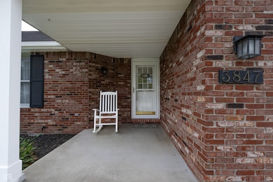 3847 Bonaventure Dr, Columbus, IN 47203 - photo 3