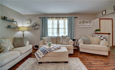 247 Kent Cir NE, New Philadelphia, OH 44663 - photo 6