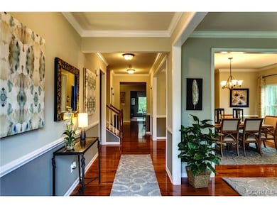 FOYER W/VIEW OF SIDE STAIRWAY