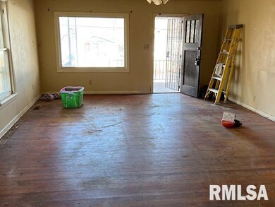 2810 E Keys Ave unit 1, Springfield, IL 62702 - photo 4