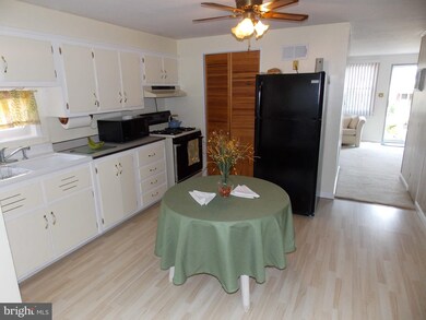 7910 Wynbrook Rd, Baltimore, MD 21224 - photo 5