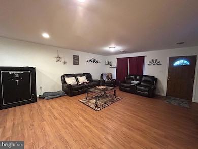 4376 Percy Ave, Chambersburg, PA 17202 - photo 4