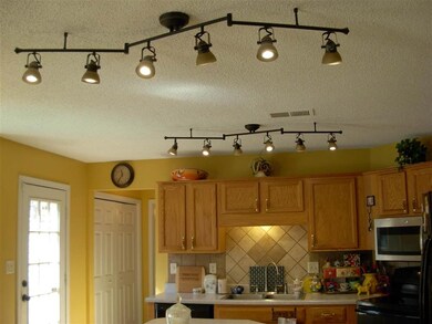 7063 Anisetree Dr, Cordova, TN 38018 - photo 6