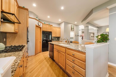Kitchen w/Pantry