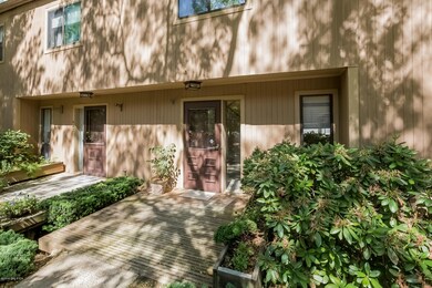 45 Ettl Ln unit 404, Greenwich, CT 06831 - photo 3