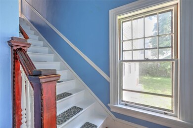 89 Whitmarsh St, Providence, RI 02907 - photo 7