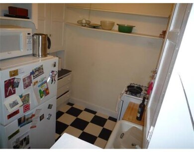 40 Linnaean St unit 12, Cambridge, MA 02138 - photo 2