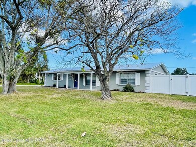 533 Sloane St, Sebastian, FL 32958 - photo 3
