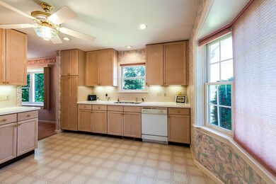 501 Lexington St unit 53, Waltham, MA 02452 - photo 5