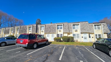 127 Black Point Rd unit 7, Niantic, CT 06357 - photo 3