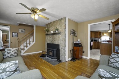 15 Wycliffe St, East Weymouth, MA 02189 - photo 6