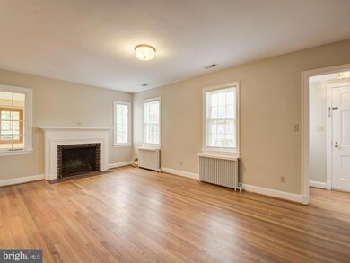 4628 S Chelsea Ln, Bethesda, MD 20814 - photo 7
