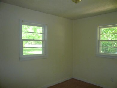 241 Fairlane Dr, Manchester, TN 37355 - photo 4