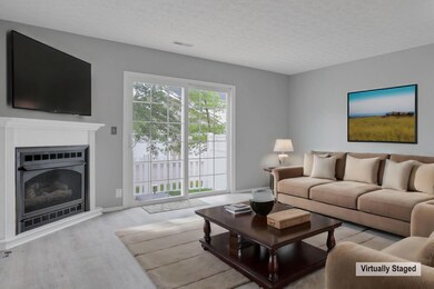 7-web-or-mls-0V3A0627-living