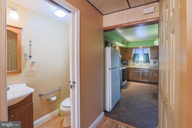 136 S East Ave, Baltimore, MD 21224 - photo 6