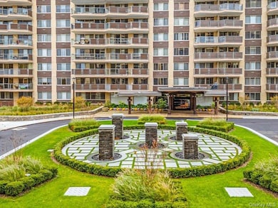 Seville unit 1P, Bayside, NY 11360 - photo 2