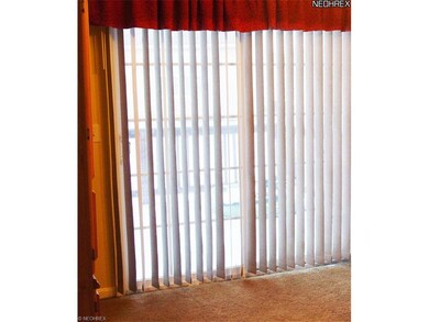 Slider in dining room that leads to the deck and g