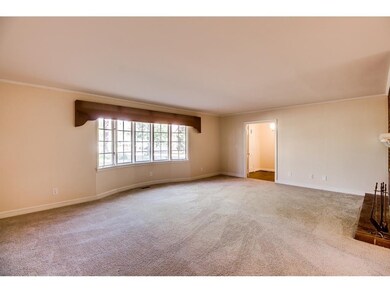 811 Woodland Dr, Siler City, NC 27344 - photo 5