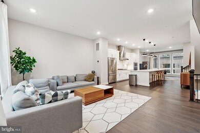 1872 Easterly Rd, Reston, VA 20190 - photo 3