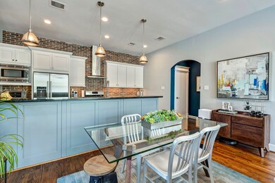 3510 Yupon St, Houston, TX 77006 - photo 4