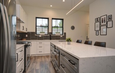 Kitchen (3)
