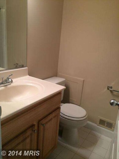 3942 Chesterwood Dr, Silver Spring, MD 20906 - photo 3