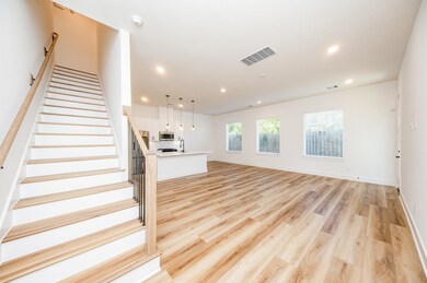 6341 Wheatley St, Houston, TX 77091 - photo 5