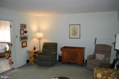 12015 Belvedere Rd, Hagerstown, MD 21742 - photo 4