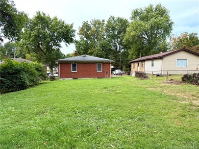 3140 Taylor Dr, Clarksville, IN 47129 - photo 5