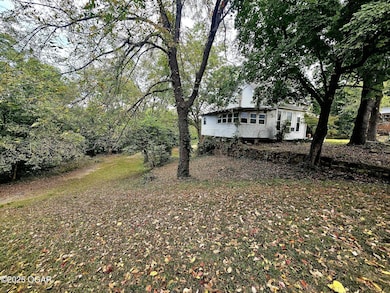 444 E 8th St, Baxter Springs, KS 66713 - photo 5