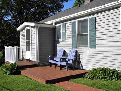 71 Vernon St, Rutland, VT 05701 - photo 2