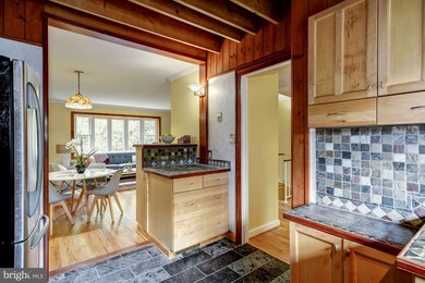 6018 Hardwick Place, Falls Church, VA 22041 - photo 6