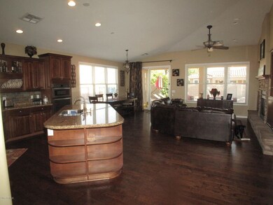 Kitchen-Family room