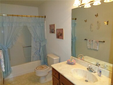 1840 Belleview Cir, Whitehall, PA 18052 - photo 6