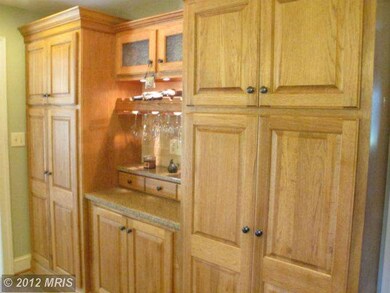 13705 E Devonfield Dr, Baldwin, MD 21013 - photo 4