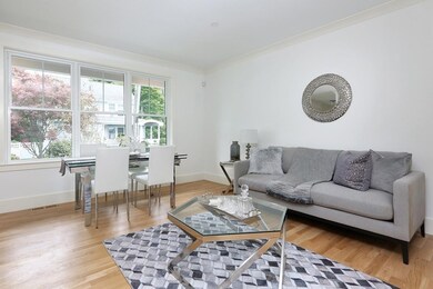 17 Dale St unit 17, Newton, MA 02460 - photo 5