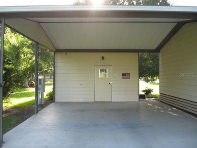 2 car parking w utility room