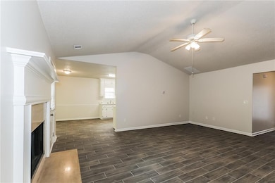 8661 Guthrie Dr, Riverdale, GA 30274 - photo 5