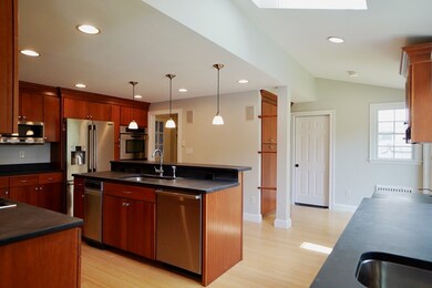 11 Miles Standish Rd, Marblehead, MA 01945 - photo 6