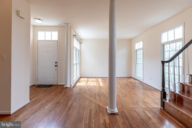 11412 Hollow Timber Ct, Reston, VA 20194 - photo 4