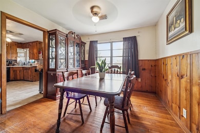 Cozy dining area adjacent to the kitchen for easy