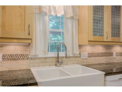Yes, a double bowl farm sink!