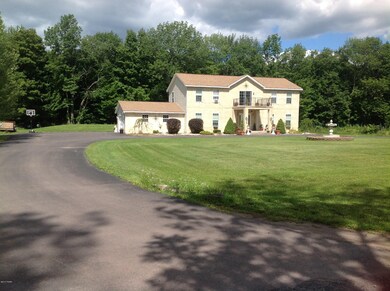 32 Shiloh Dr, Lake Ariel, PA 18436 - photo 2