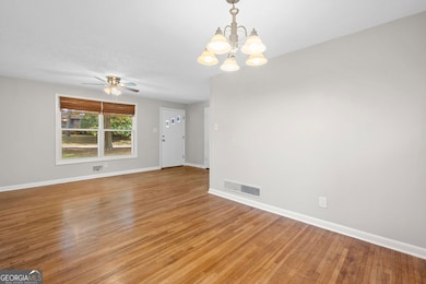 2493 Warwick Cir NE, Atlanta, GA 30345 - photo 6