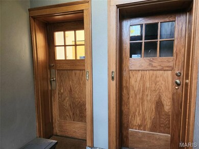 6226 Southwood Ave unit 2E, Saint Louis, MO 63105 - photo 5