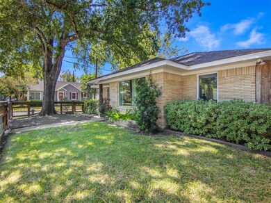 4601 Michaux St, Houston, TX 77009 - photo 5