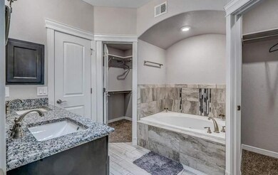 949 Roundhay St, Horizon City, TX 79928 - photo 6